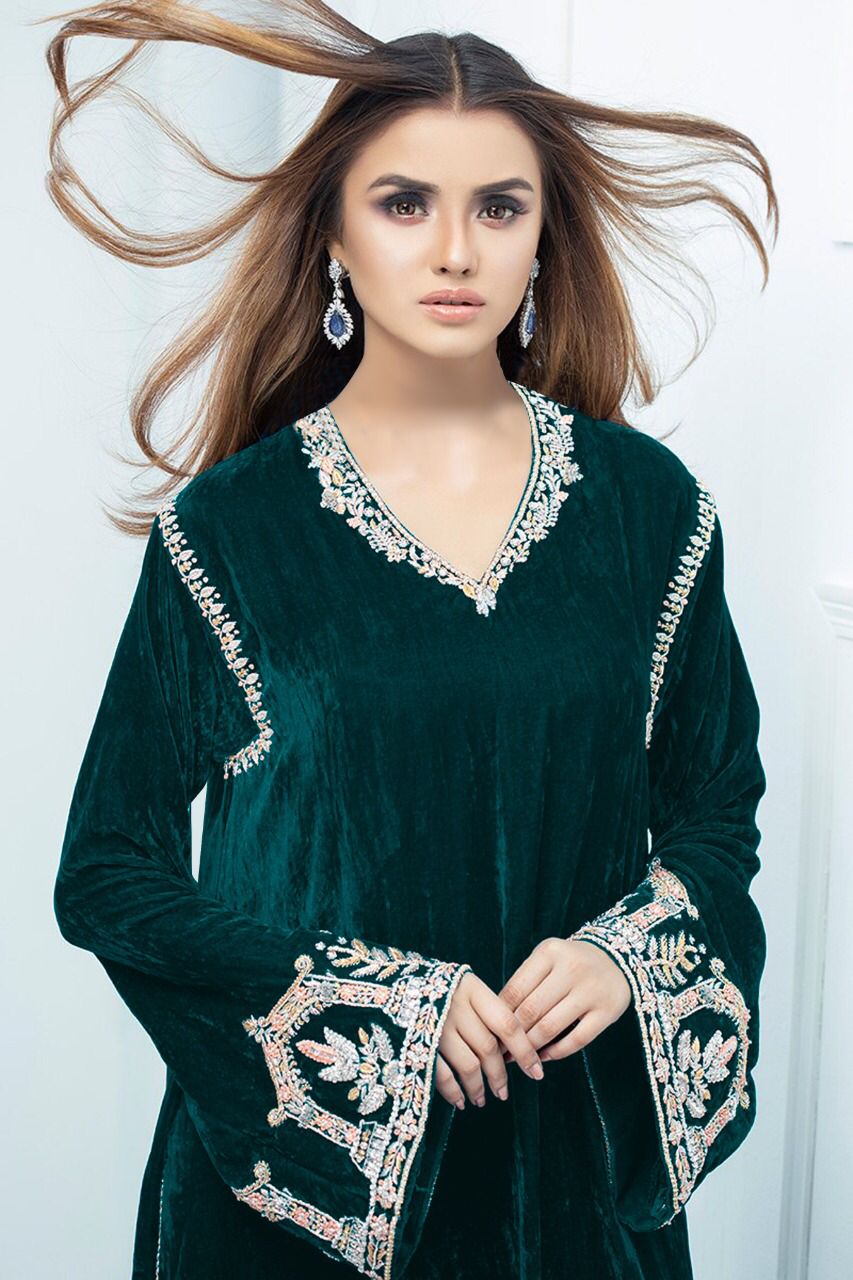 Laxuria Trendz 1169 Velvet Festive Wear Heavy Top With Bottom Collection